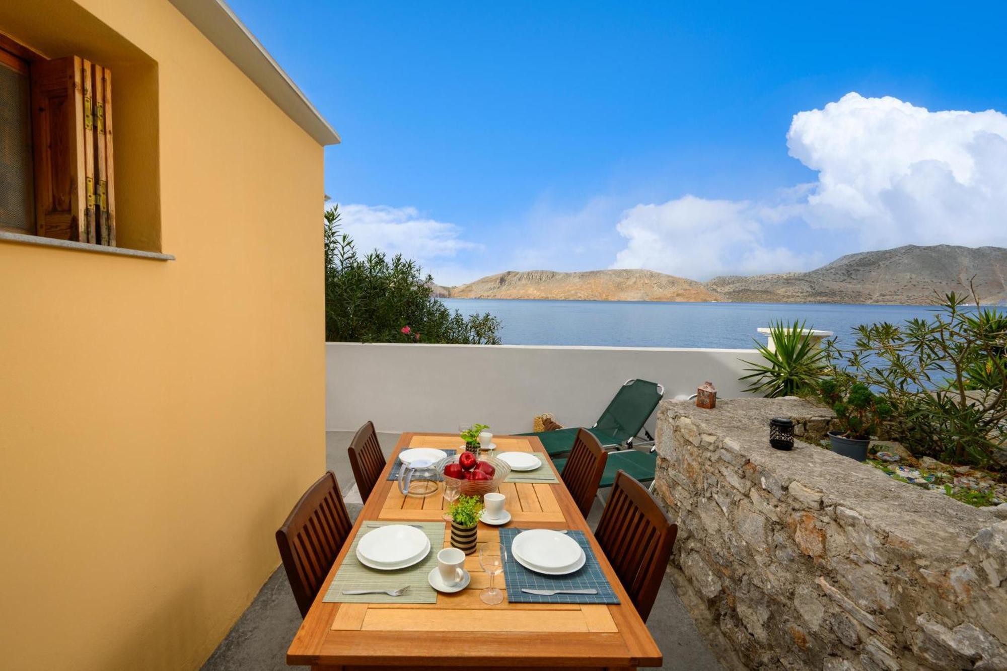 Over The Sea Apartments Symi Bagian luar foto