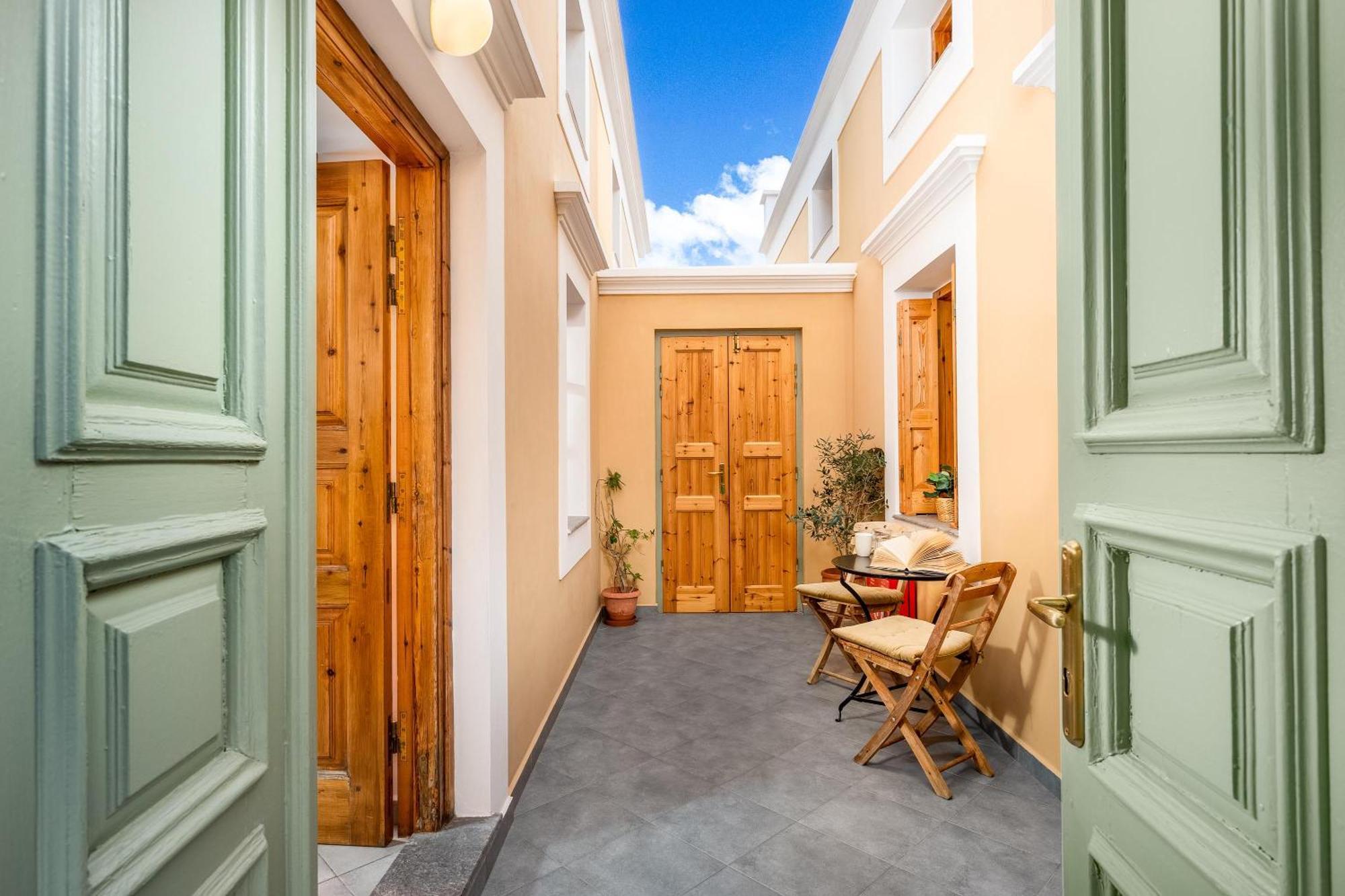 Over The Sea Apartments Symi Bagian luar foto