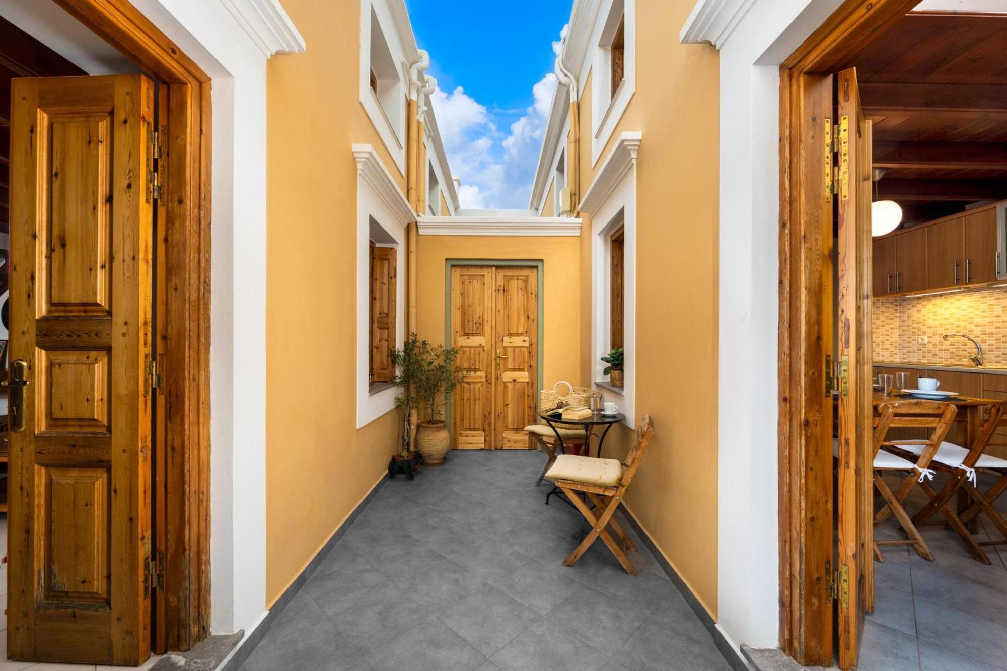 Over The Sea Apartments Symi Bagian luar foto